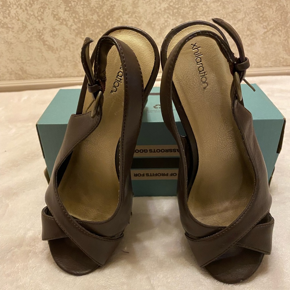 Xhilaration Chocolate Brown Heeled Sandals - Picture 15 of 15